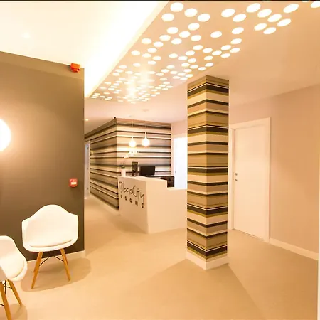 Bilbao City Rooms 2*