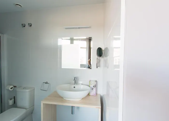 Bilbao City Rooms بيت ضيافة 2*